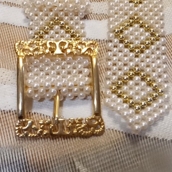 Stunning Gold & White Pearl Belt - Picture 10 of 16